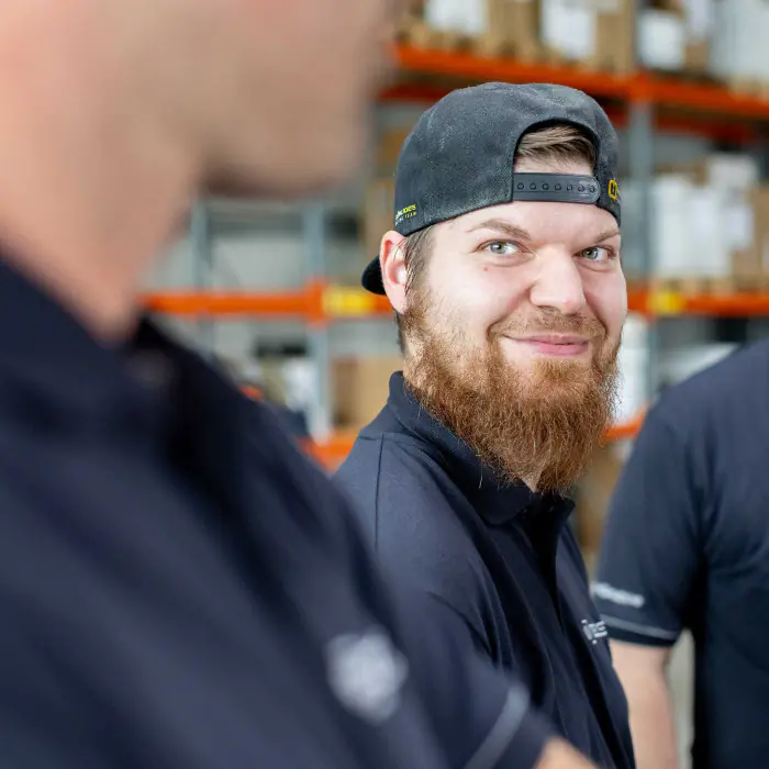 image zeller klima kaelte ausbildung arbeitsalltag azubi gute stimmung