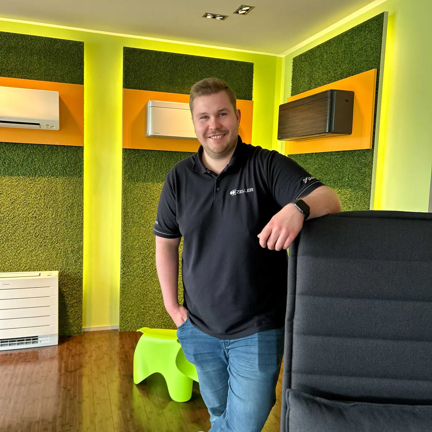 image zeller ausbildung job insider maximilian becker